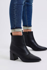 Thumbnail for 2a05baad-9e93-4319-a7f1-e65d681cfdab-Max