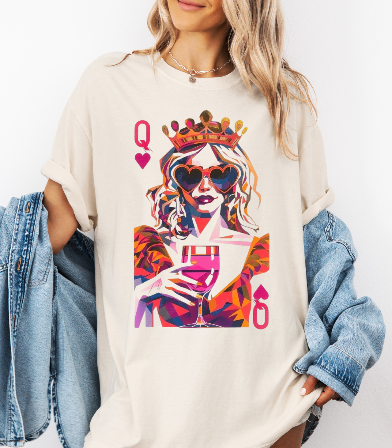 Queen of Class Graphic Tee